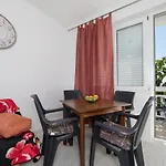 Apartment Filip Zivogosce