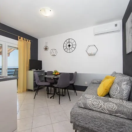 Apartment Filip Zivogosce