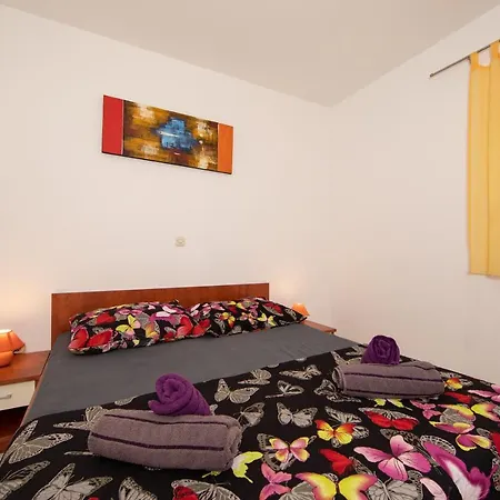 Filip Apartment *