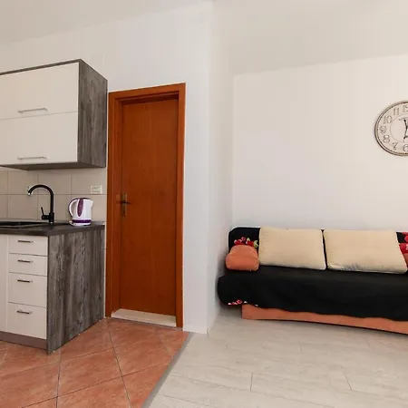 Apartment Filip Zivogosce